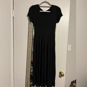 Chic Black Midi Dress for Women